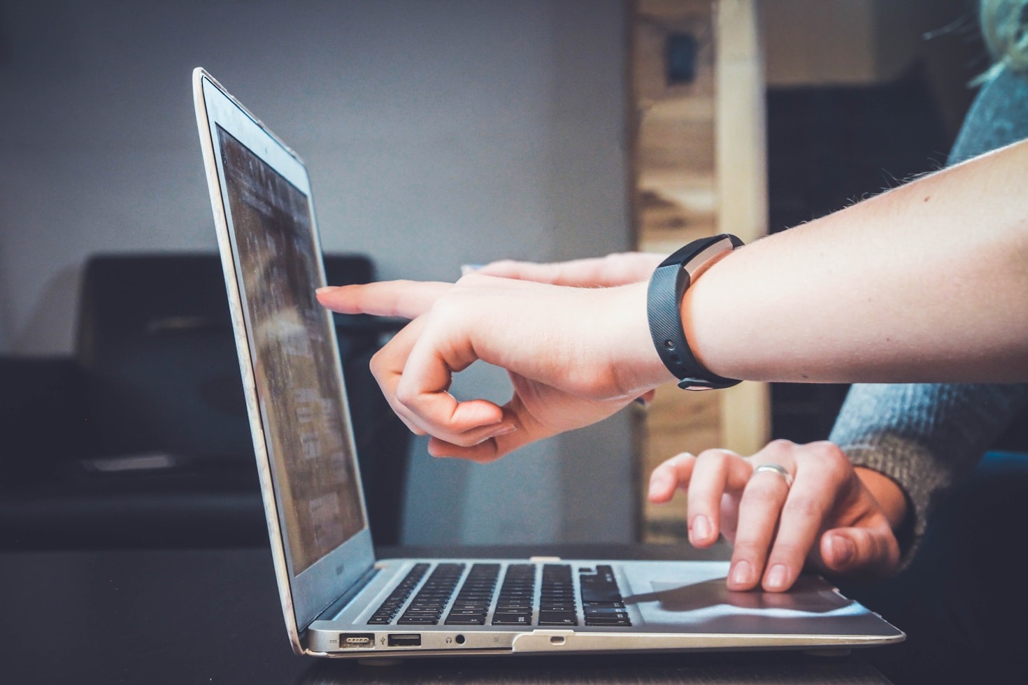Pagos sin fricción: Mejorando la accesibilidad en plataformas